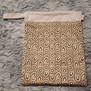 Stylish Tan Patterned Wet/dry Bag Double Zippered Pockets
